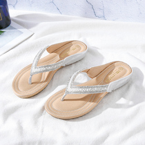 Cool slippers 2022 New female outings Water drill flat bottom herringbone towed beach Shoe slopes heel clip slippers