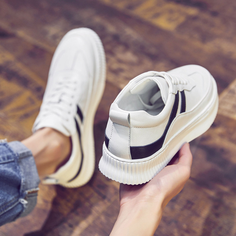 Small white shoes men's 2022 new inner heightening Korean version trends 100 hitch casual tide shoes genuine leather white board shoes men's bottom 