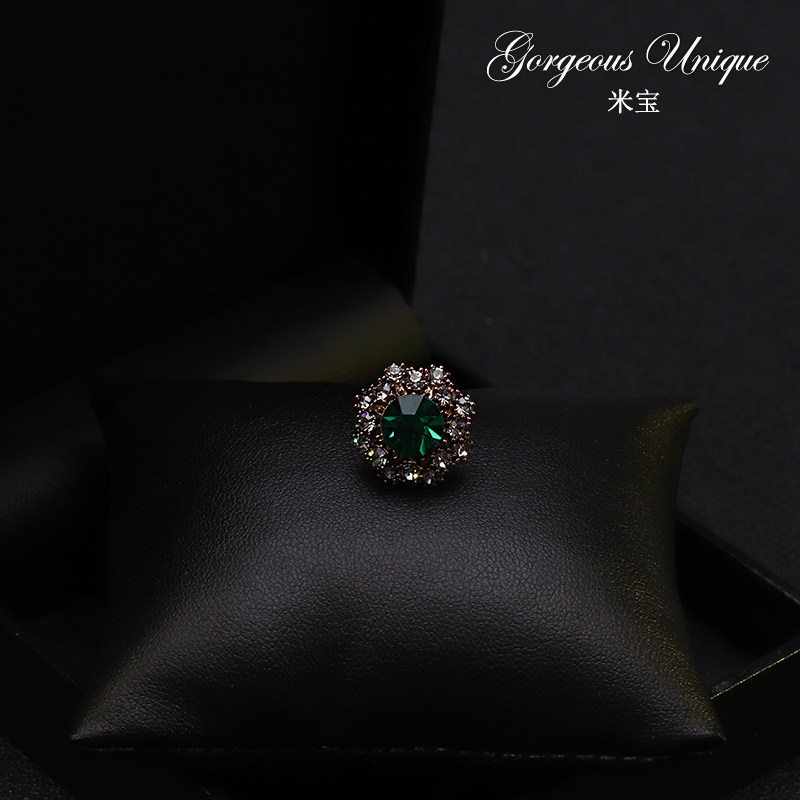 289 Vintage High-end Design Crystal Shirt Neckline Neckline Buttoned Meritocracy 100 Lap Suit Small Brooch Accessories Accessories