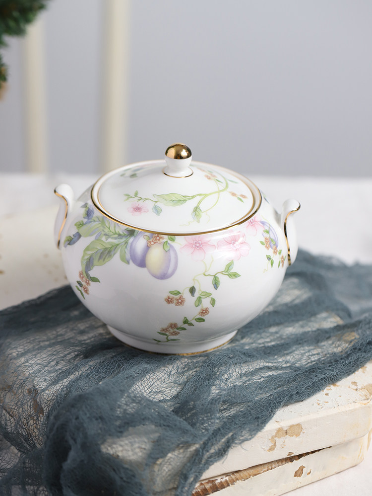 Сейчас в наличии великобритания подлинный Wedgwood Sweet Plum сладкий ягода костяной фарфор кофе Оборудование сахарное бак банка 