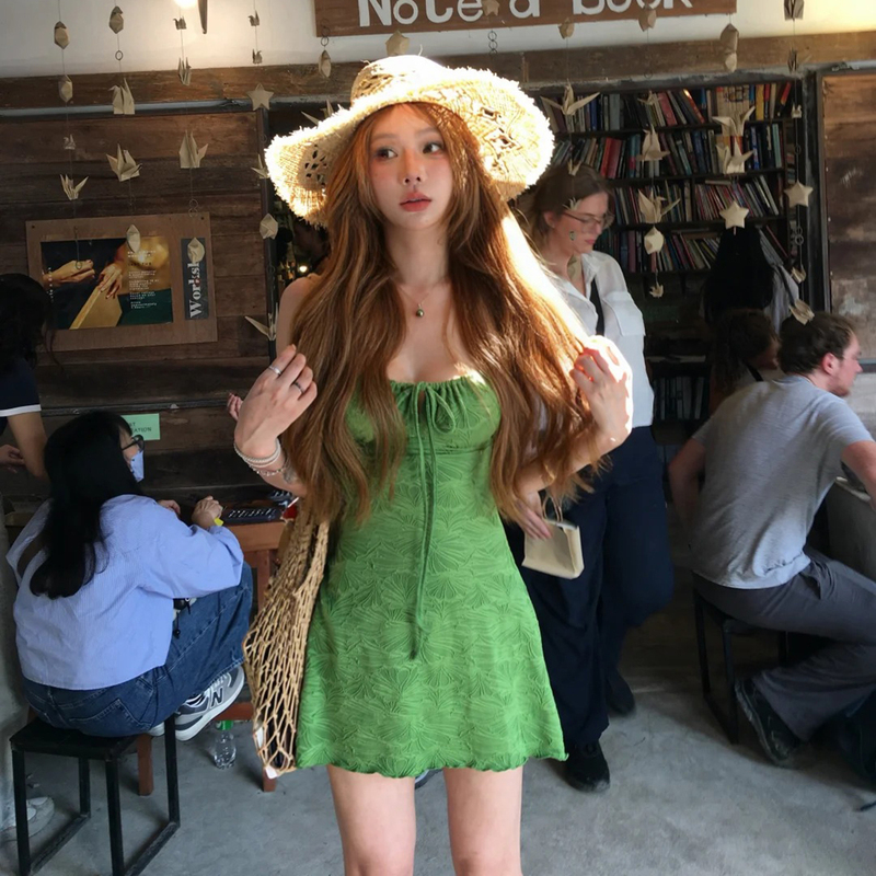 Tyrande Seaside Vacation Dopamine Green Spaghetti Strap Dress for Women, Summer Petite Waist-Cinching Hot Girl Style, Flattering Short Dress