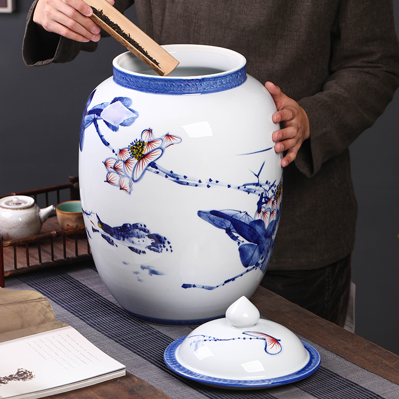 Jingdezhen porcelain tea pot ceramic household seal storage POTS heavy large capacity to put the tea code puer tea cylinder