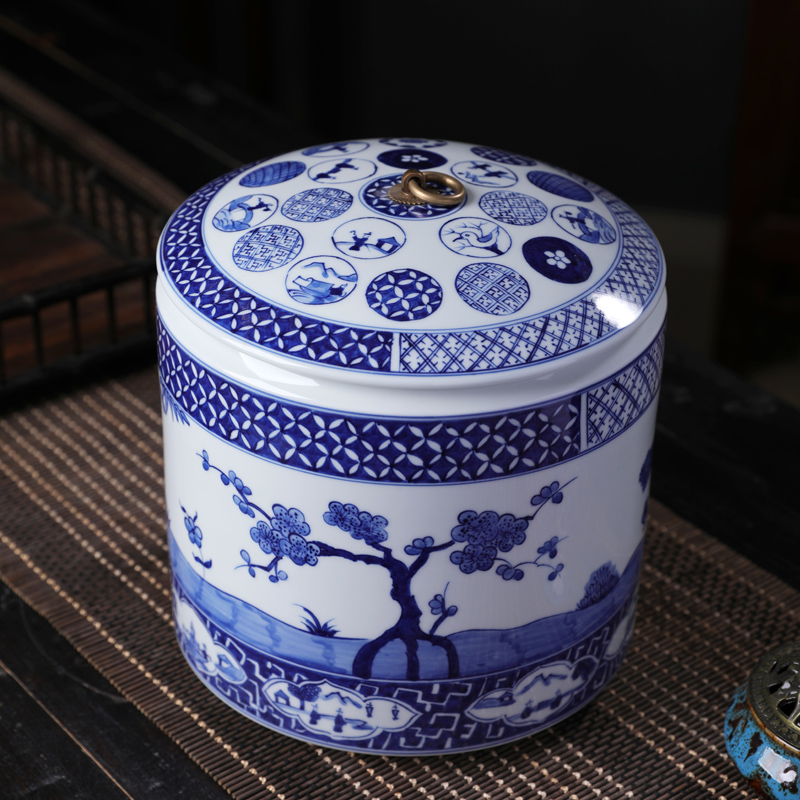 Blue and white porcelain tea pot 2 jins of ceramic containers of tea tea boxes of jingdezhen big tea urn