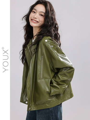 Зеленая полиуретановая осенняя дизайнерская куртка, тренд сезона