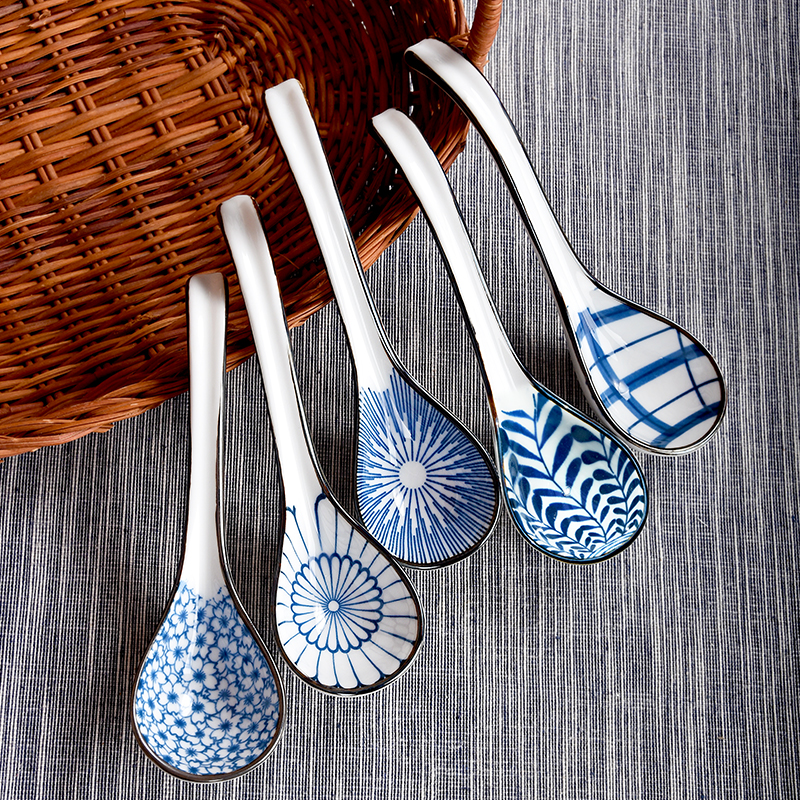 Japanese-style ceramic spoon Zhengdezheng Household porcelain spoon creative drink soup spoon tablespoon tablespoon long handle and pan