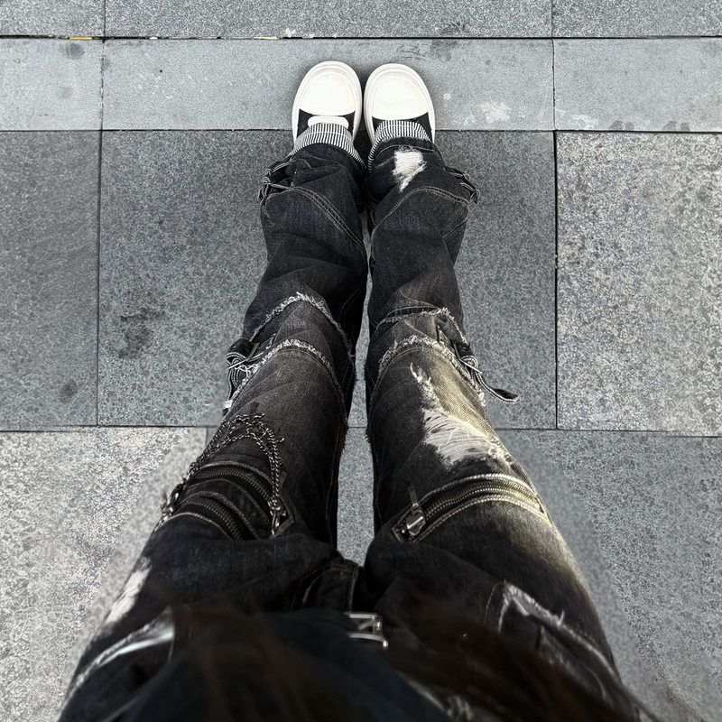 【Xiaoyu's Island】Y2K Millennial Hot Girl Low-Waist Flared Jeans with Heavy Distressed Ripped Design and Patchwork Bell-Bottoms