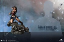 The Meng Bouo QUEEN STUDIO QS GENUINE authorizes Wonder Woman 1 4 full body statue with a limited statue