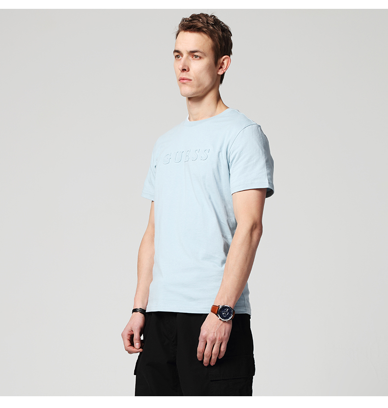 GUESS vài mô hình 2018 mùa xuân và mùa hè của nam giới ba chiều nổi LOGO ngắn tay T-Shirt-MI2K8432K áo sơ mi nam