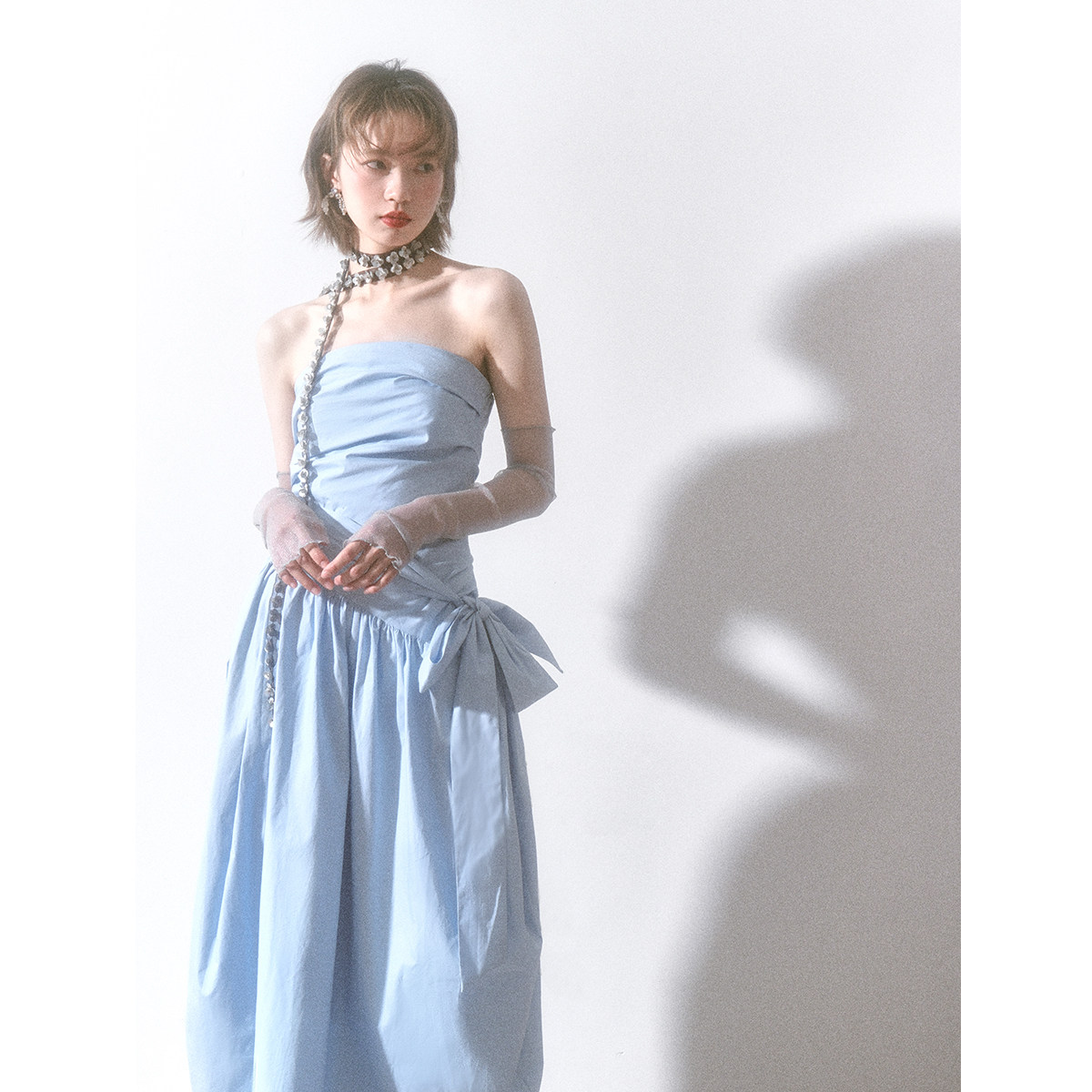 リパルパ ブルー ギフトスタイル ロング コットン風 レースアップ タイアップ フィット ストラップレス リゾートドレス