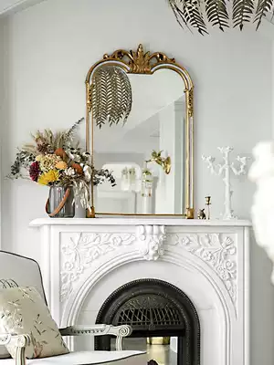 European-style makeup mirror Bedroom wall-mounted carved makeup mirror Living room entrance fireplace decoration mirror Baroque retro mirror