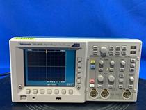 Rent and sell high-priced recycling of American original Tektronix TDS3032C TDS3034C digital oscilloscope