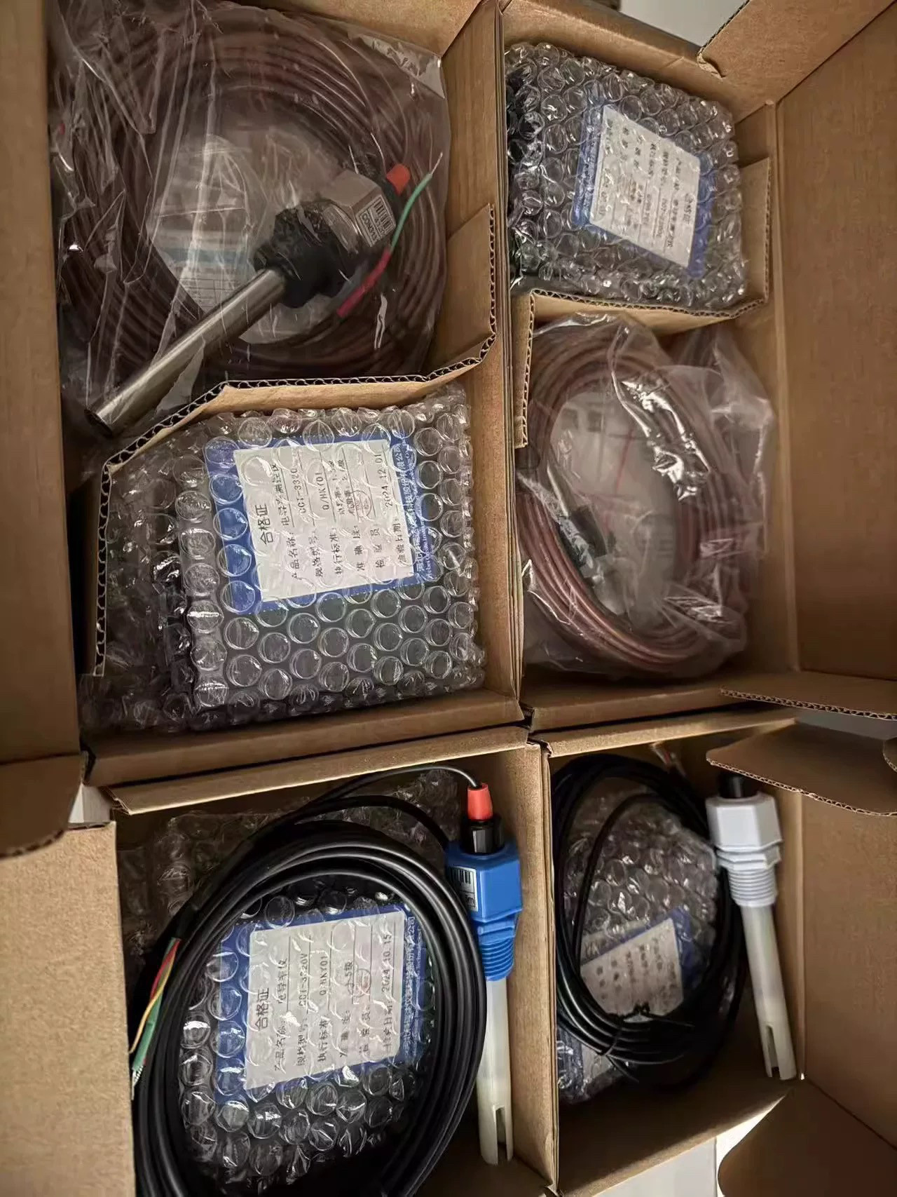 Кондуктометр 科瑞达电导率仪cct-3320电阻率仪新型号代替老型号（cm230 Keruida
