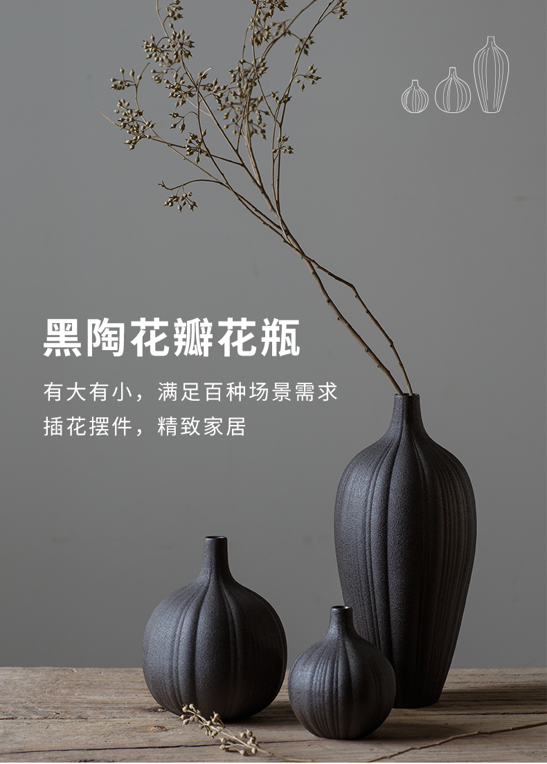 And creation of black pottery zen Japanese flower implement floret bottle creative home furnishing articles manually restoring ancient ways is dried flower ceramic bottle