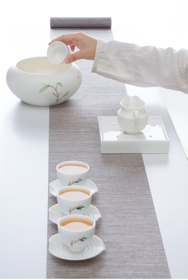 The creation of ceramic And large tea to wash hand wash white porcelain cup tea accessories tea wash water, after the home