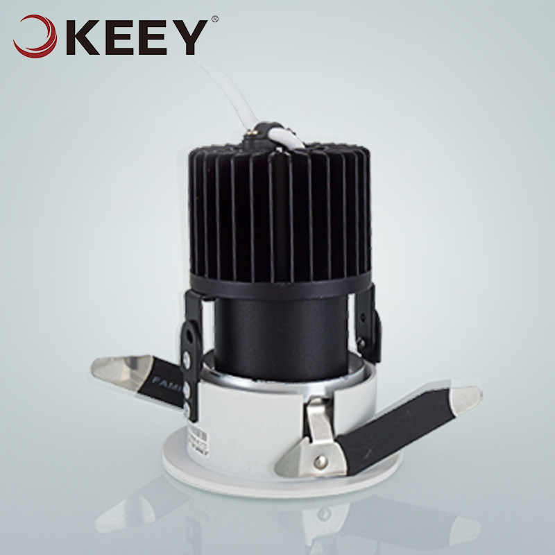 ��һ����led������Ƕ��ʽţ�۵�QYE1-TH315