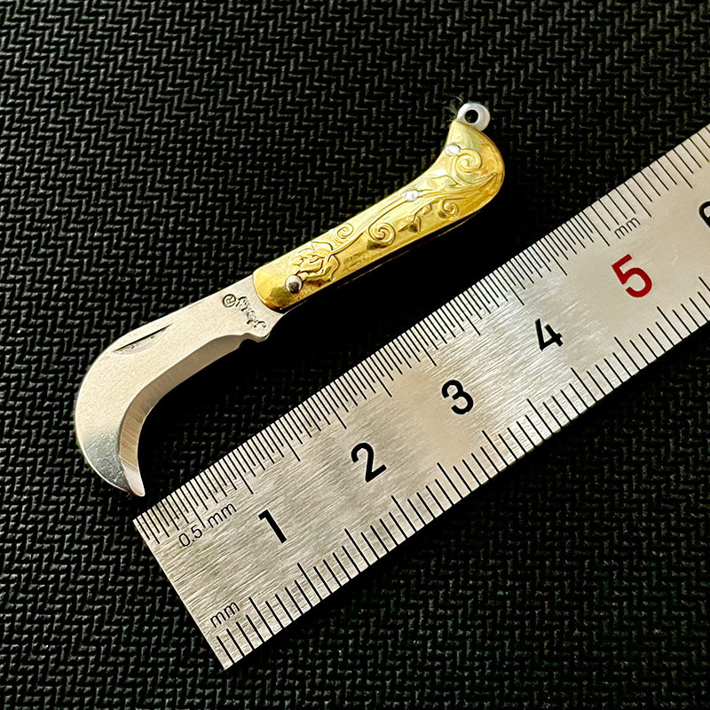 BitsBits Super Mini Outdoor Knife 2.8cm Folding Knife Brass Machete Edc Knife Carry Open Express