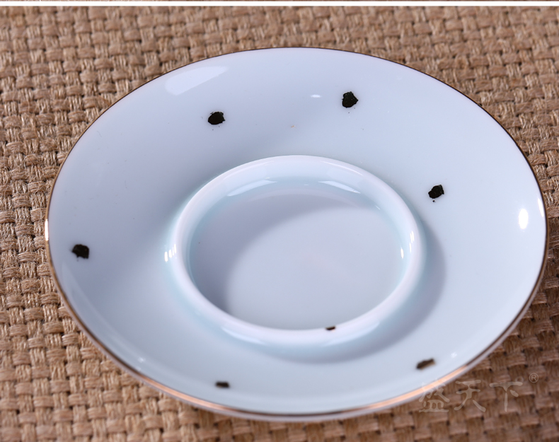 Jingdezhen ceramic tureen fuels the kung fu tea set three cups to use of contracted point tea bowl medium to use hand grasp pot of gold