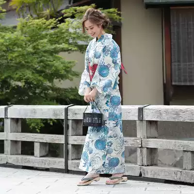 Good cargo volume less Japanese fabric high-grade kimono bathrobe cotton chrysanthemum