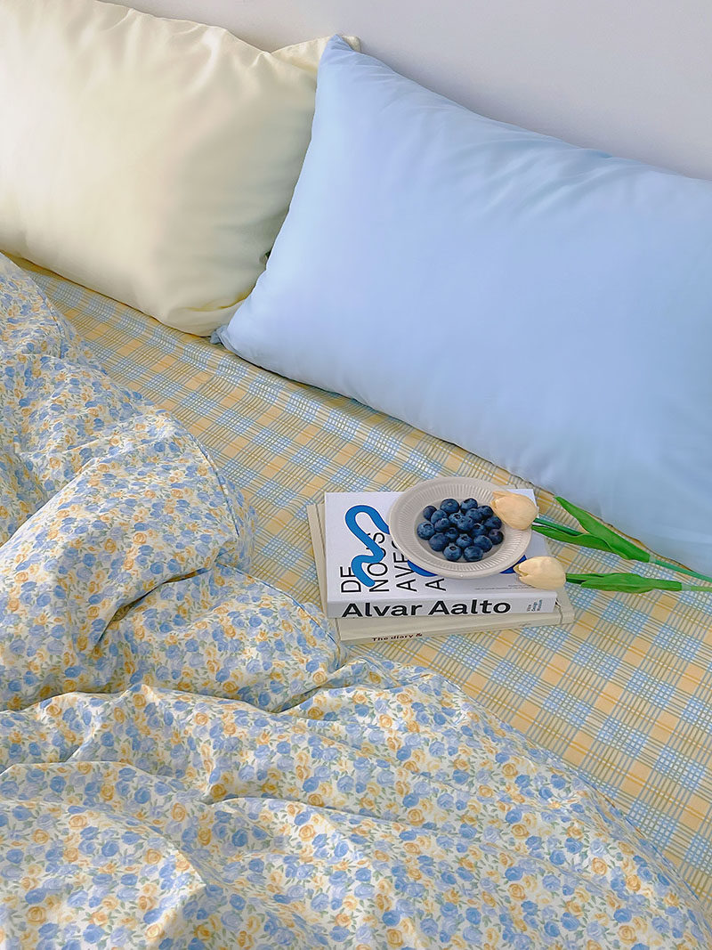 Lemon Rose Soda soda Wo Hao Cream Blue Yellow Crushed Flowers Four Sets Bed Linen Quilt Cover Pure Cotton Full Cotton Dorm Room-Taobao