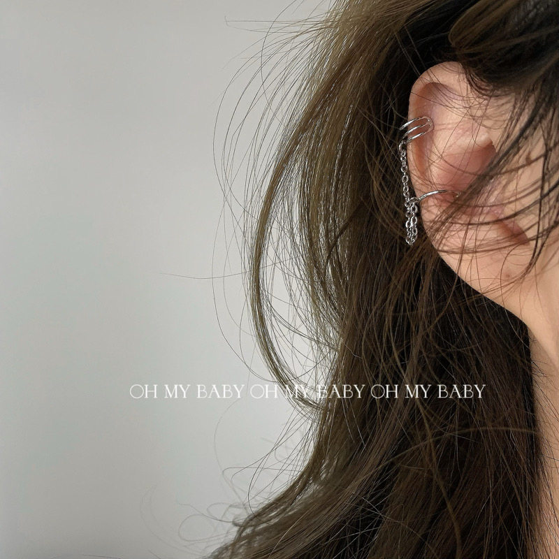 Minimalist coil earbone clip one-piece chain no earthy hole can be minimalist about 100 lap lukewarm wind inmen and women 