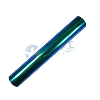 Рейнбоу-озеро вода с зеленым красным светом RBR65037