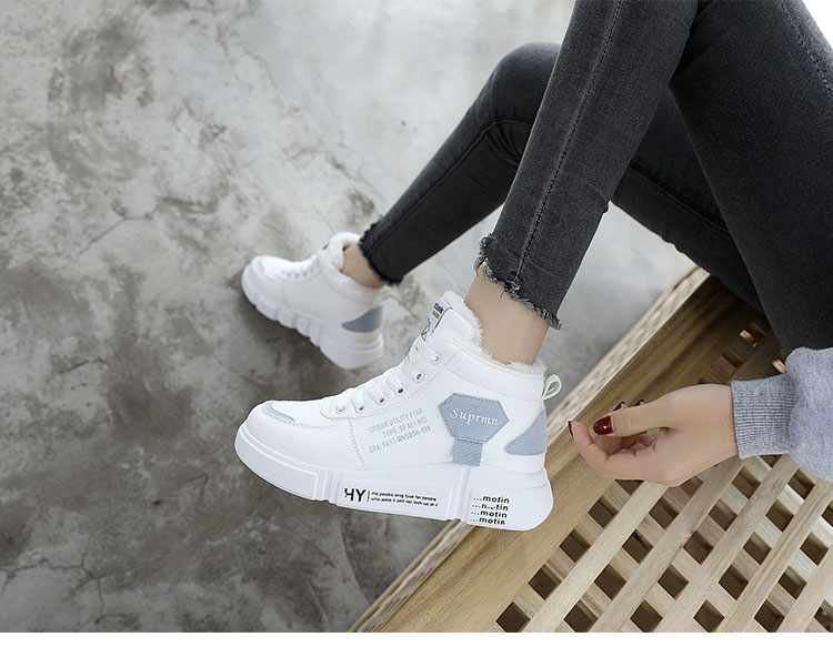 Giày cotton nữ 2018 mới phiên bản Hàn Quốc hoang dã của giày nữ nhỏ màu trắng đế dày cộng với giày cao cổ nhung ấm áp giày sneaker cổ cao nữ