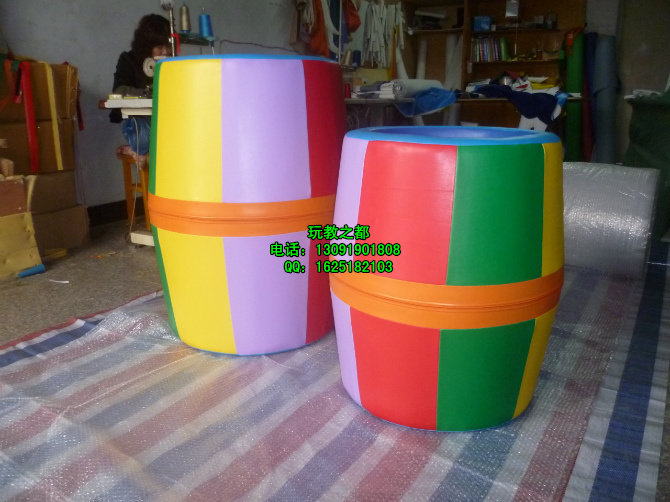 Children's sensory integration equipment kindergarten software game combination rainbow tube large roller drilling hole early education parent-child garden toys