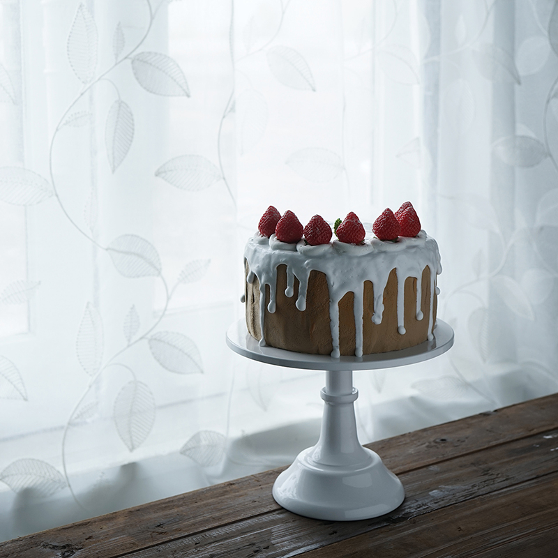 European Style High Foot Cake Plate 8 Inch Cake Tray Dessert Table Iron European Style High Foot Cake Plate 8 Inch Cake Tray Dessert Table Iron