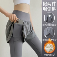 Серые и бархатные брюки (встроенные в карманные модели на боковой сетке)