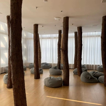 Leather log big trunk cafe B&B wood ornaments decorated Nordic natural dry branches log pillars