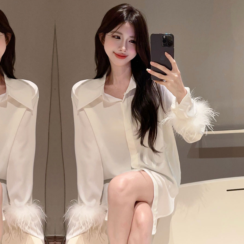Light Mature Style Ostrich Feather Sleeve Satin Shirt, New Spring and Autumn Model, Elegant and Loose-Fitting Single-Breasted Drapey Shirt