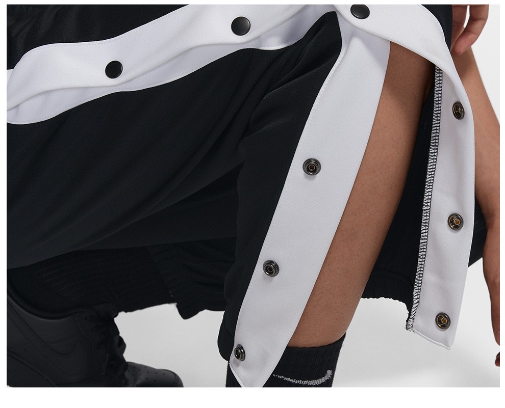 NIKE SPORTSWEAR 19 mùa hè mới cho nam dây đen và trắng khóa quần thể thao thoáng khí BV2628-010 - Quần thể thao quần đùi nam thể thao