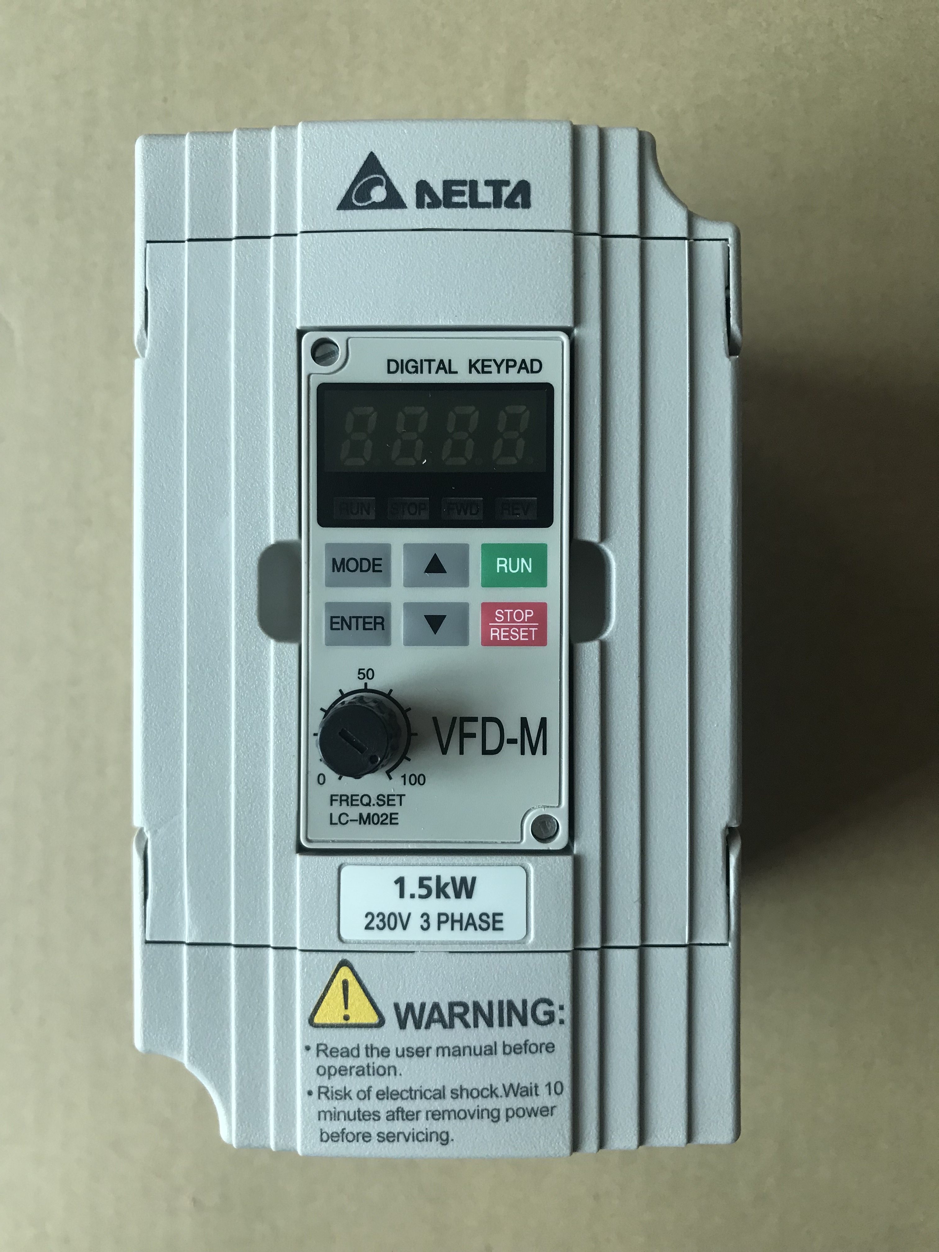 VFD-M Original Delta Inverter 220V 230V 1 5KW VFD015M23A Free Technical Support