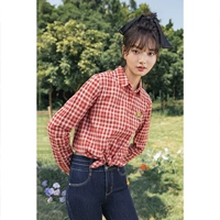 1811158 Retro Red