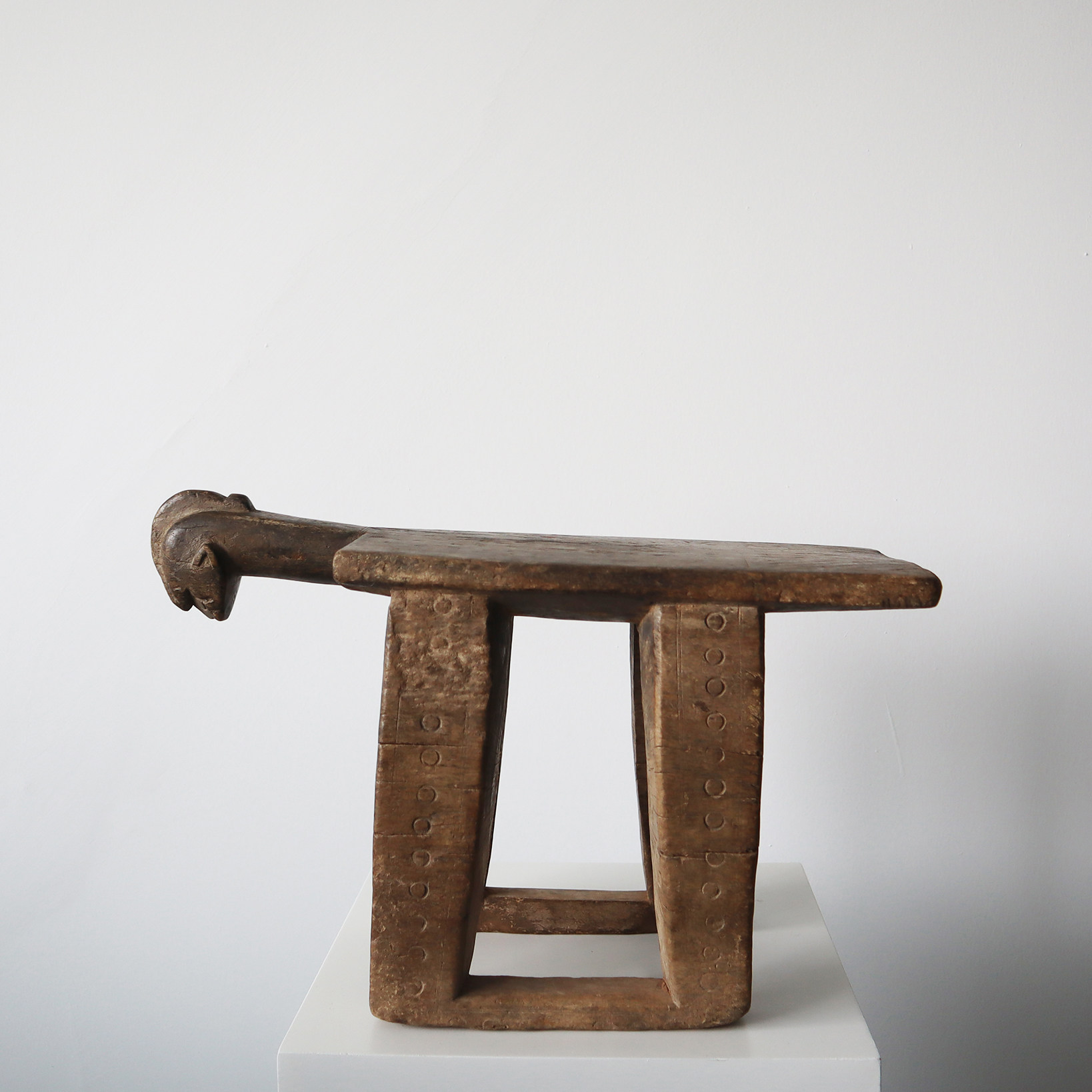 Collection of Things) Africa Import Dogon tribal wood Bench Side Table Solid Wood Tea Table Handmade Wood Carved Furniture Ornament Pendulum