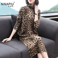 Nina nổi 2018 mùa đông mới của phụ nữ đoạn dài trên đầu gối đầy đủ len dress ladies gió leopard cao cổ áo len váy babydoll