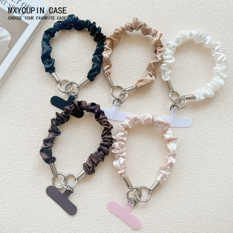 Short Phone Lanyard with a High-End Feel, Fashionable Silk Pleated Wrist Strap, Short Cord for High-End Keys, Ccd Camera, and Handheld Devices Short Phone Lanyard with a High-End Feel, Fashionable Silk Pleated Wrist Strap, Short Cord for High-End Keys, Ccd Camera, and Handheld Devices
