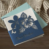 Universal Card Blue Flower