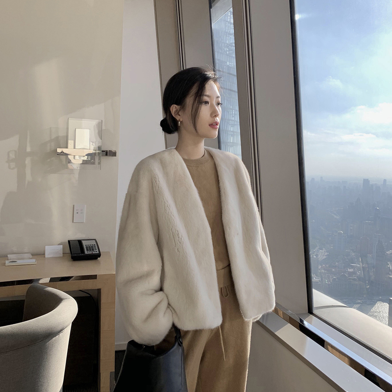 2026 Hot-Selling Natural Color Series 7 Colors Imported Purple Gold Grade Mink Fur Women's Whole Mink Coat Short Style 2026 Hot-Selling Natural Color Series 7 Colors Imported Purple Gold Grade Mink Fur Women's Whole Mink Coat Short Style
