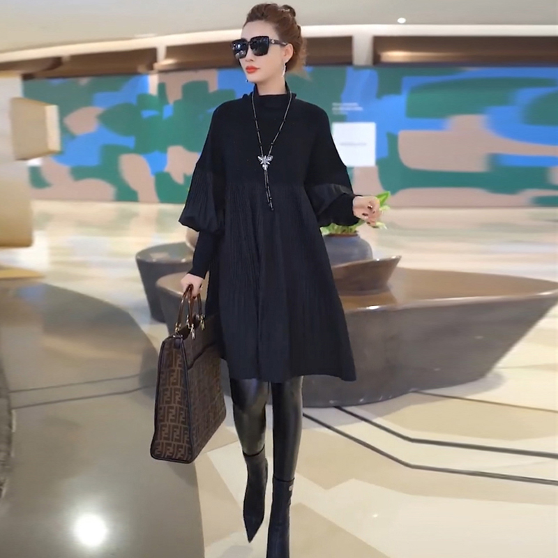 Korean Style Loose Plus-Size A-Line Dress with High Collar, Rhinestone Embellishments, Puff Sleeves, Mid-Length Pullover, Solid Color Pleated Skirt Korean Style Loose Plus-Size A-Line Dress with High Collar, Rhinestone Embellishments, Puff Sleeves, Mid-Length Pullover, Solid Color Pleated Skirt