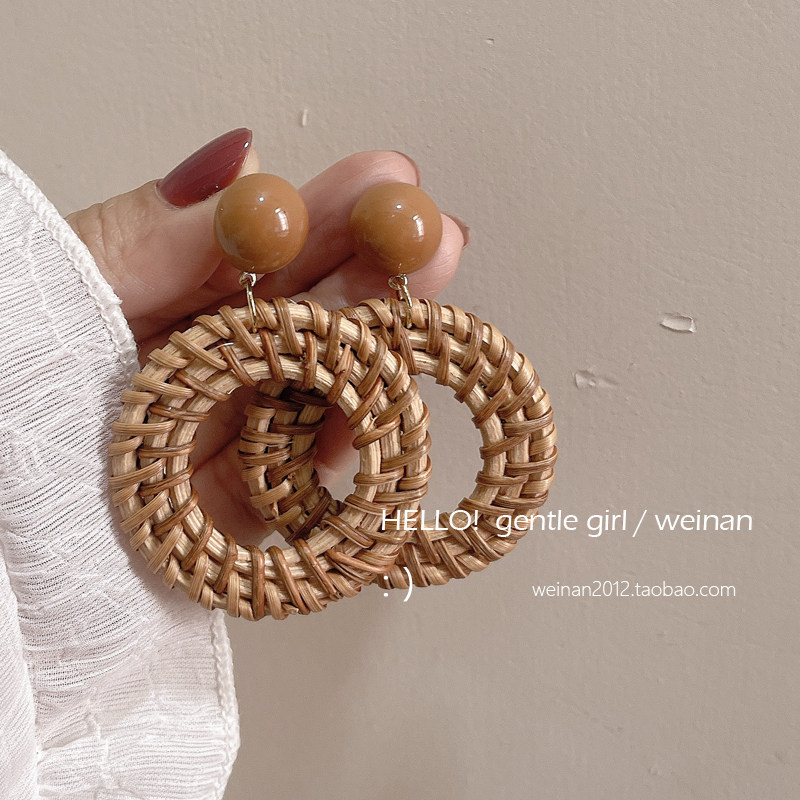 French Retro Straw Hoop Earrings, Bohemian Holiday Ethnic Style Earrings, High-End Fashion Exaggerated Earrings