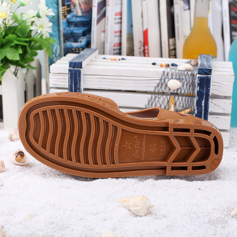 Dép chống trượt nam chống trượt mùa hè dép nam Baotou cổ điển retro hoài cổ quân đội dép quai hậu