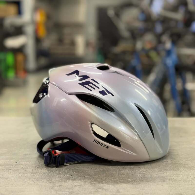 Italian Met Manta Mips Protective Aerodynamic Road Cycling Helmet Bogača Helmet Italian Met Manta Mips Protective Aerodynamic Road Cycling Helmet Bogača Helmet