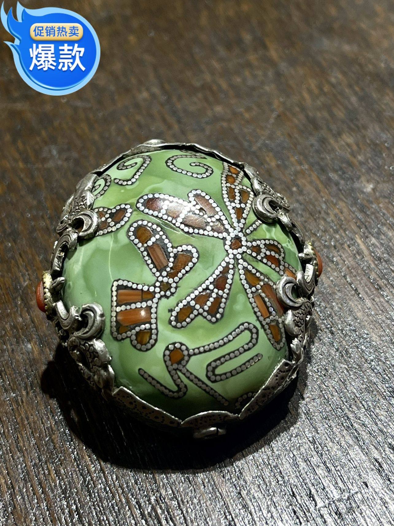 Nepal LAN is a special deposit in the world inlaid natural patch pine gram price of 40 live room