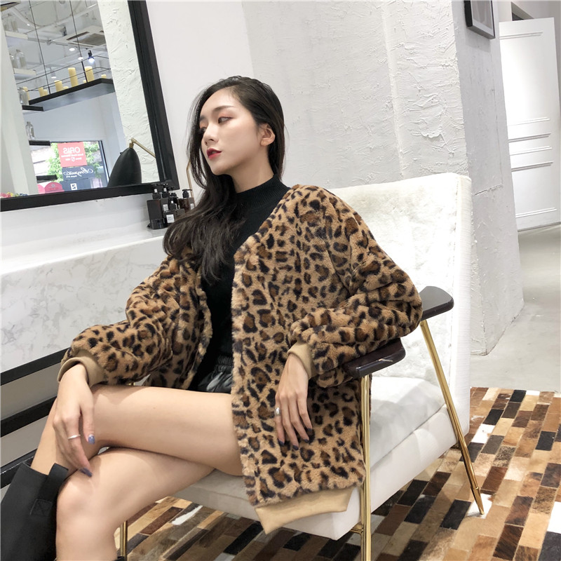 2018 mùa thu và mùa đông mới retro da báo giả lông sang trọng áo dài lông áo khoác lông phụ nữ thủy triều áo da lộn lót lông