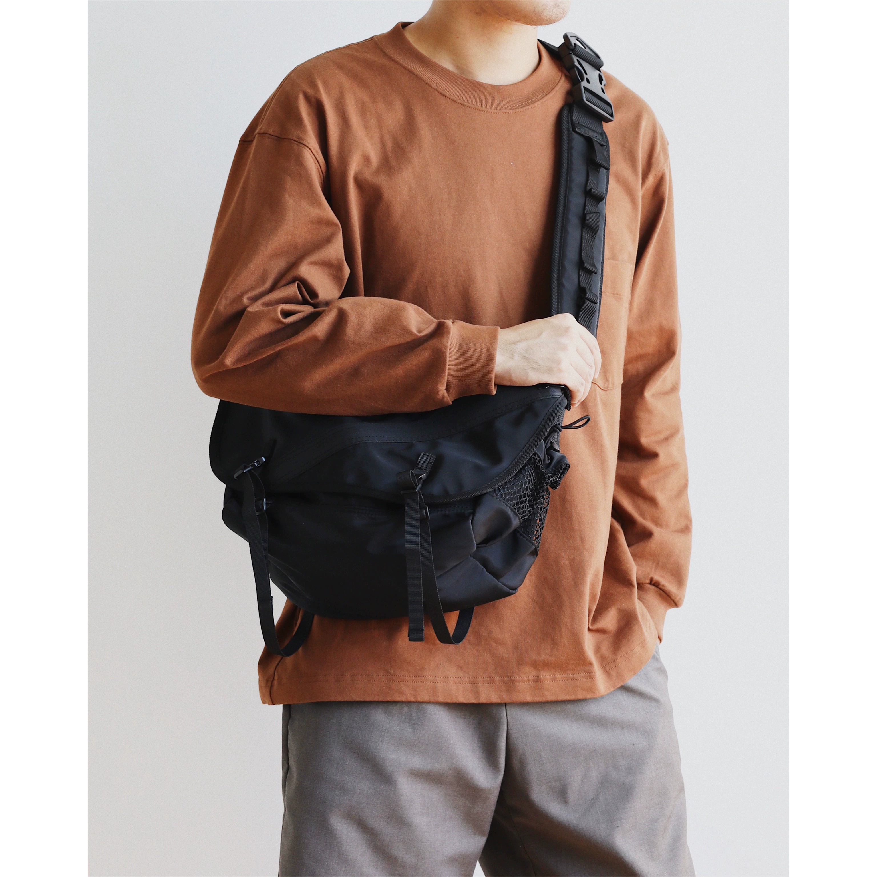 SKC Nhật Bản retro crossbody túi chức năng gió công suất lớn túi crossbody túi vai unisex túi hoang dã - Túi của con người