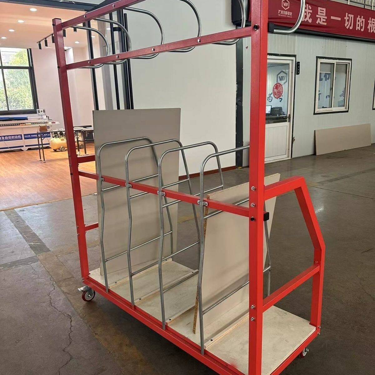 Мучительный 全屋定制成品板材余料存放分拣架万向轮手推板材余料车板材余料架 Howard Johnson Paragon
