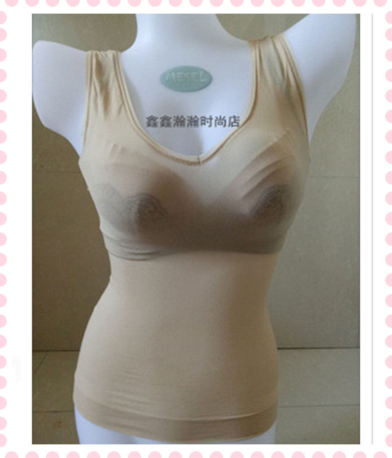 Purple Show ZJ1304 Thin-style body shapelwear seamless bundle close-up to collect the bellied and widen the shoulder strap