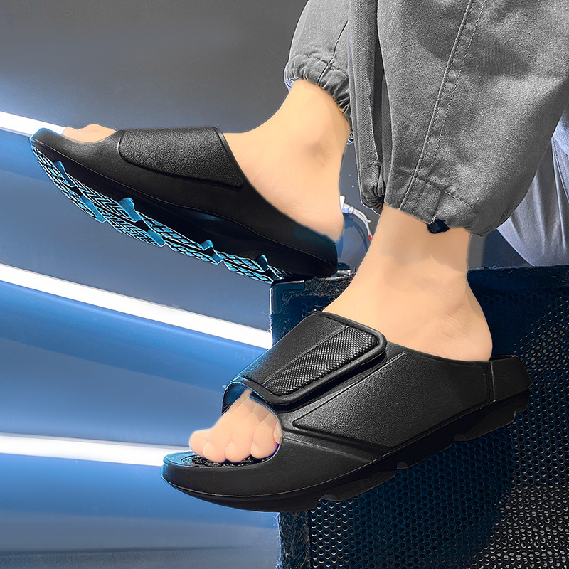 Summer New Style Couple Massage Sole Velcro Slippers, Non-Slip, Wear-Resistant, Lightweight, Shock-Absorbing Men's Beach Sandals Summer New Style Couple Massage Sole Velcro Slippers, Non-Slip, Wear-Resistant, Lightweight, Shock-Absorbing Men's Beach Sandals