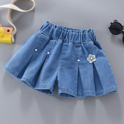 Girls' soft denim shorts in summer thin children's Korean version of loose hot pants 2024 new small and small girl pants